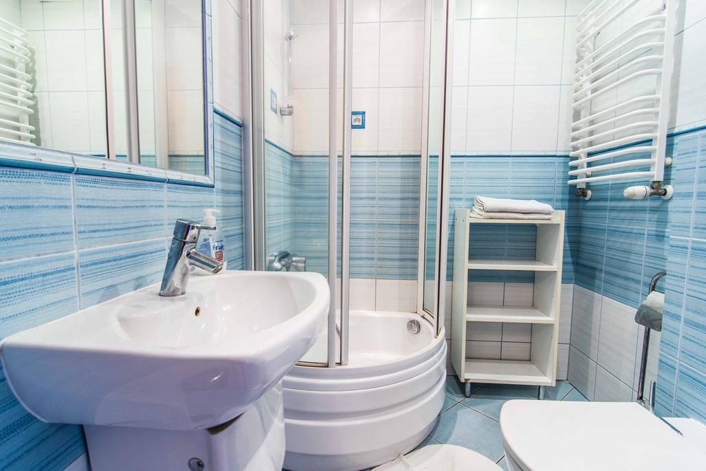 Red Apartment Вроцлав Стая снимка