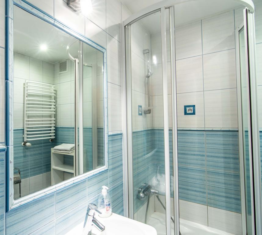 Red Apartment Вроцлав Стая снимка