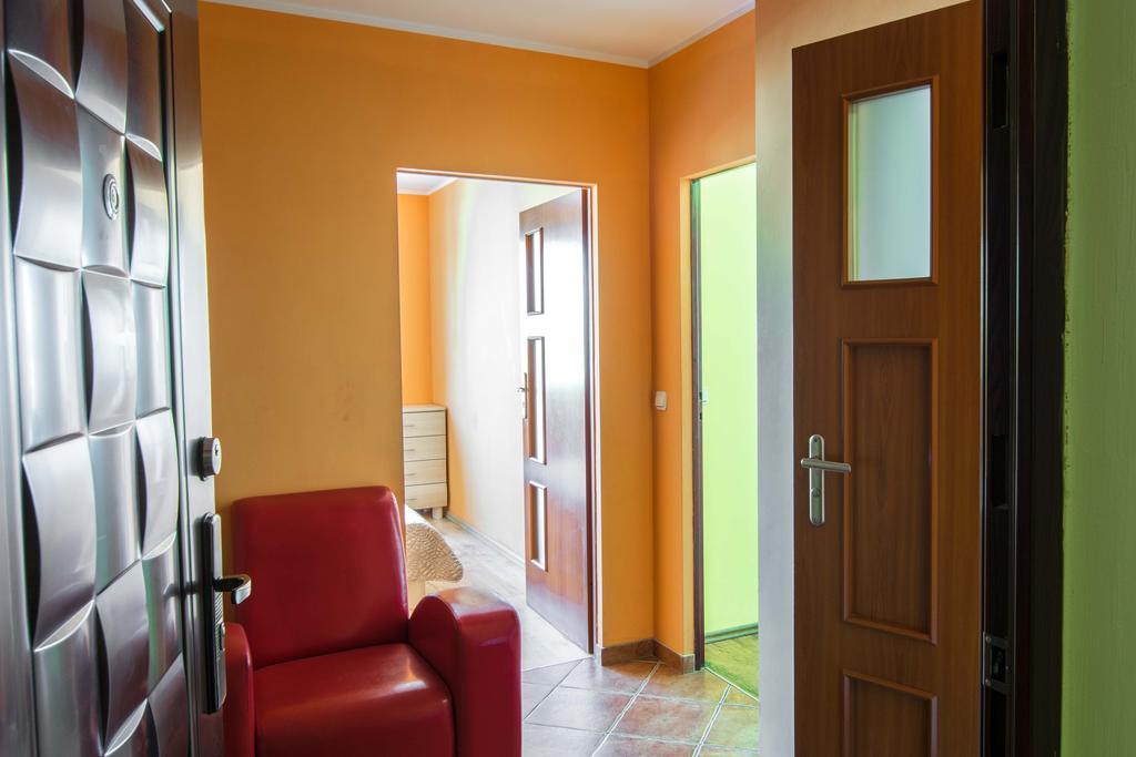 Red Apartment Вроцлав Стая снимка